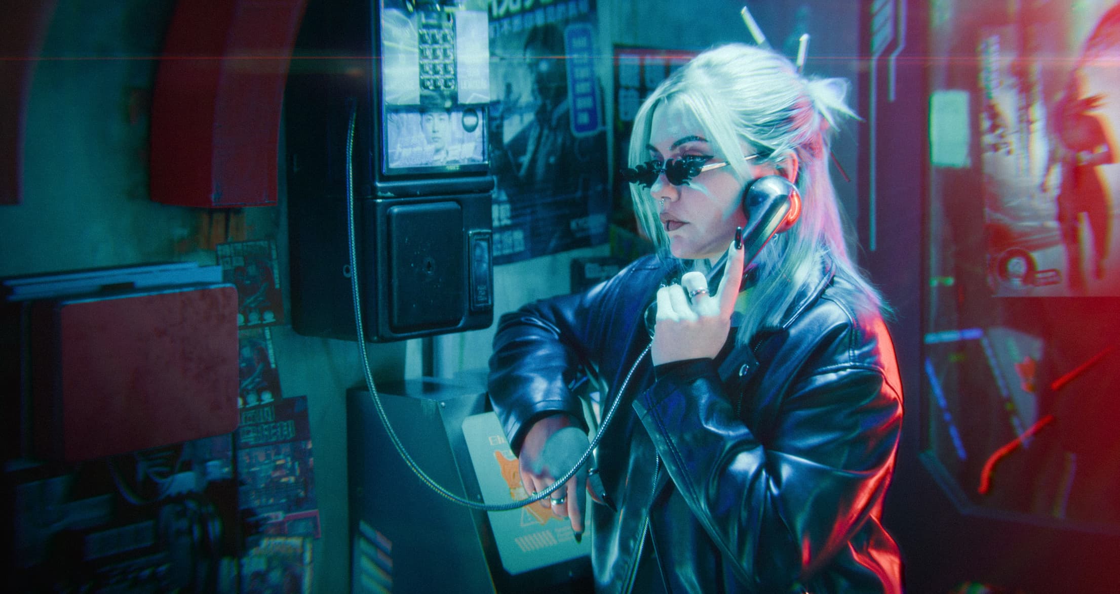 Neon Hawk